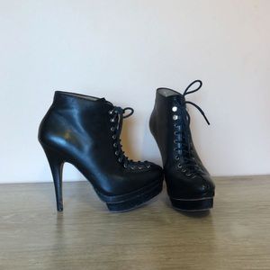 Ann Taylor heel ankle boots